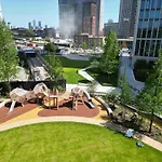 Us Embassy Suite Nine Elms Modern 1000Mb Ultra Fast Wifi