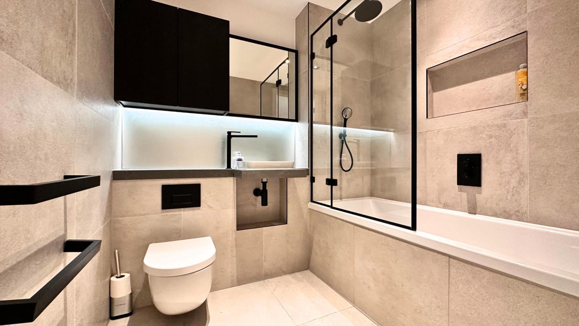 Apartment Us Embassy Nine Elms Modern 1000mb Ultra Fast Wifi London